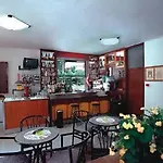 Hotel Lem 2*