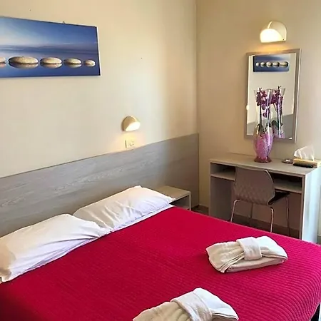 Lem Hotel 2*