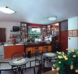 Otel Lem 2*