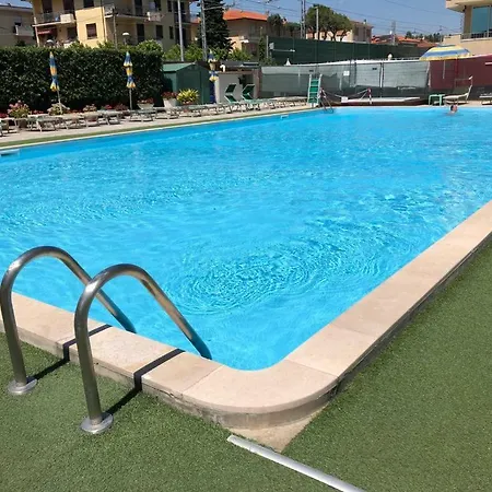 Otel Lem