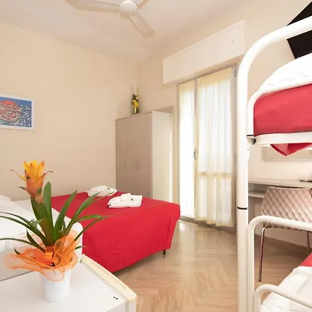 Otel Lem 2*