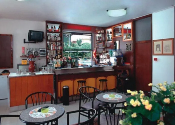 酒店 Lem 里米尼